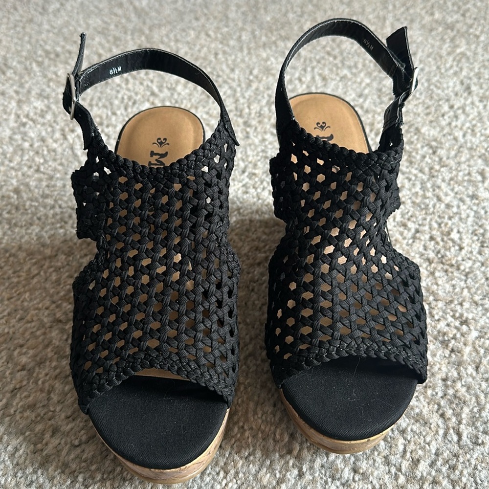 Mudd Black Open Toe Wedge